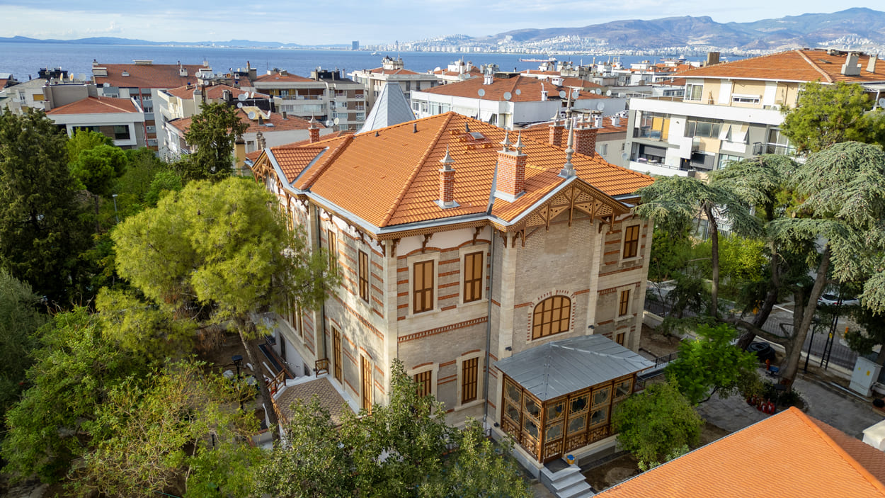 Ayşe Mayda Köşkü Çatısan