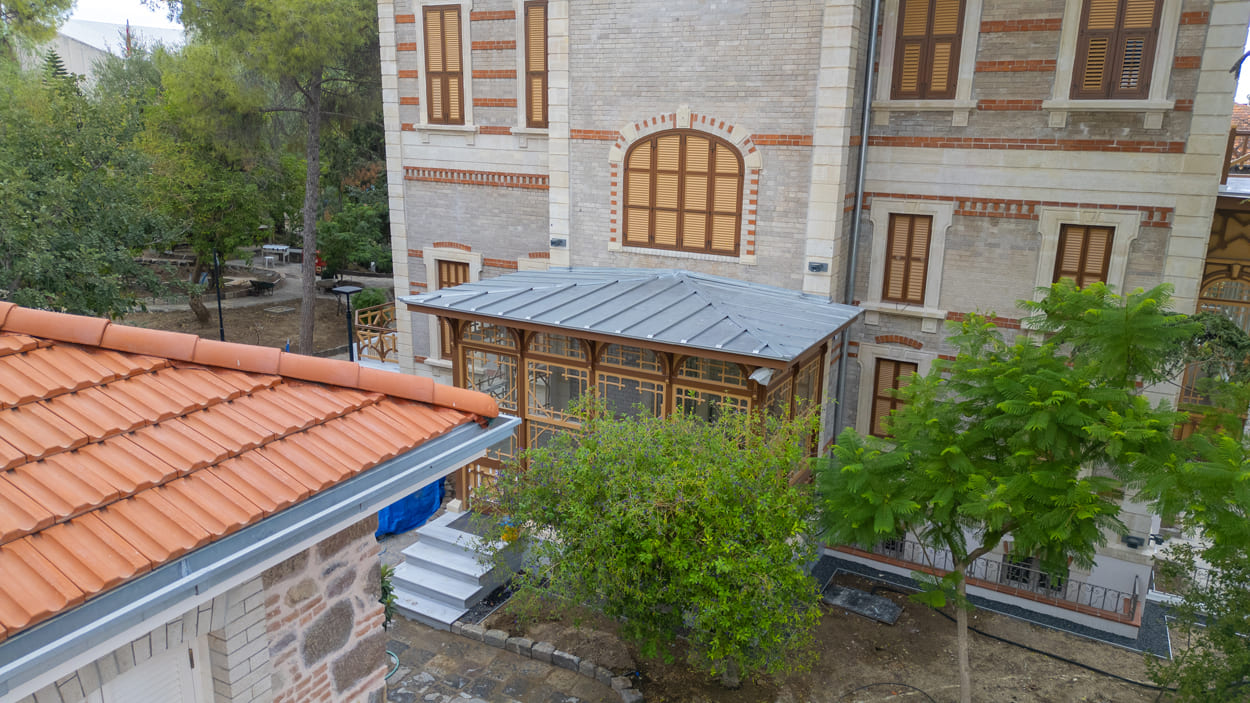 Ayşe Mayda Köşkü Çatısan