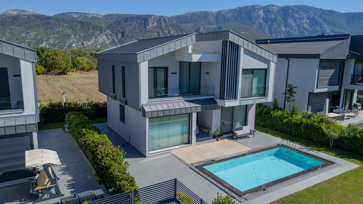 Başaran Yapı Villaları Çatısan