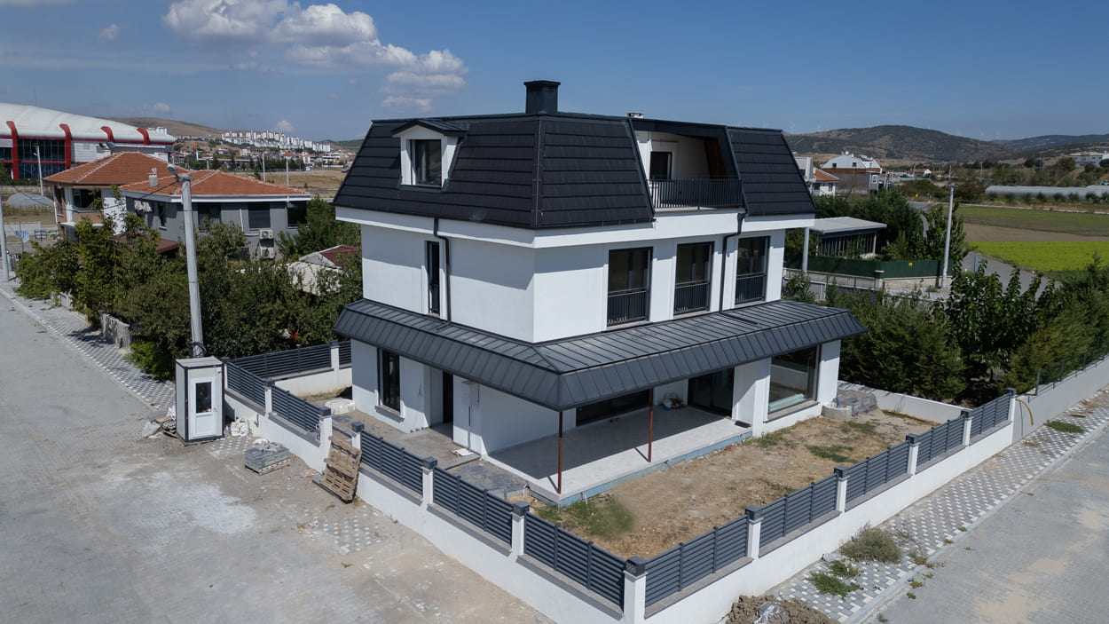 Sn Yağcı Evi Çatısan